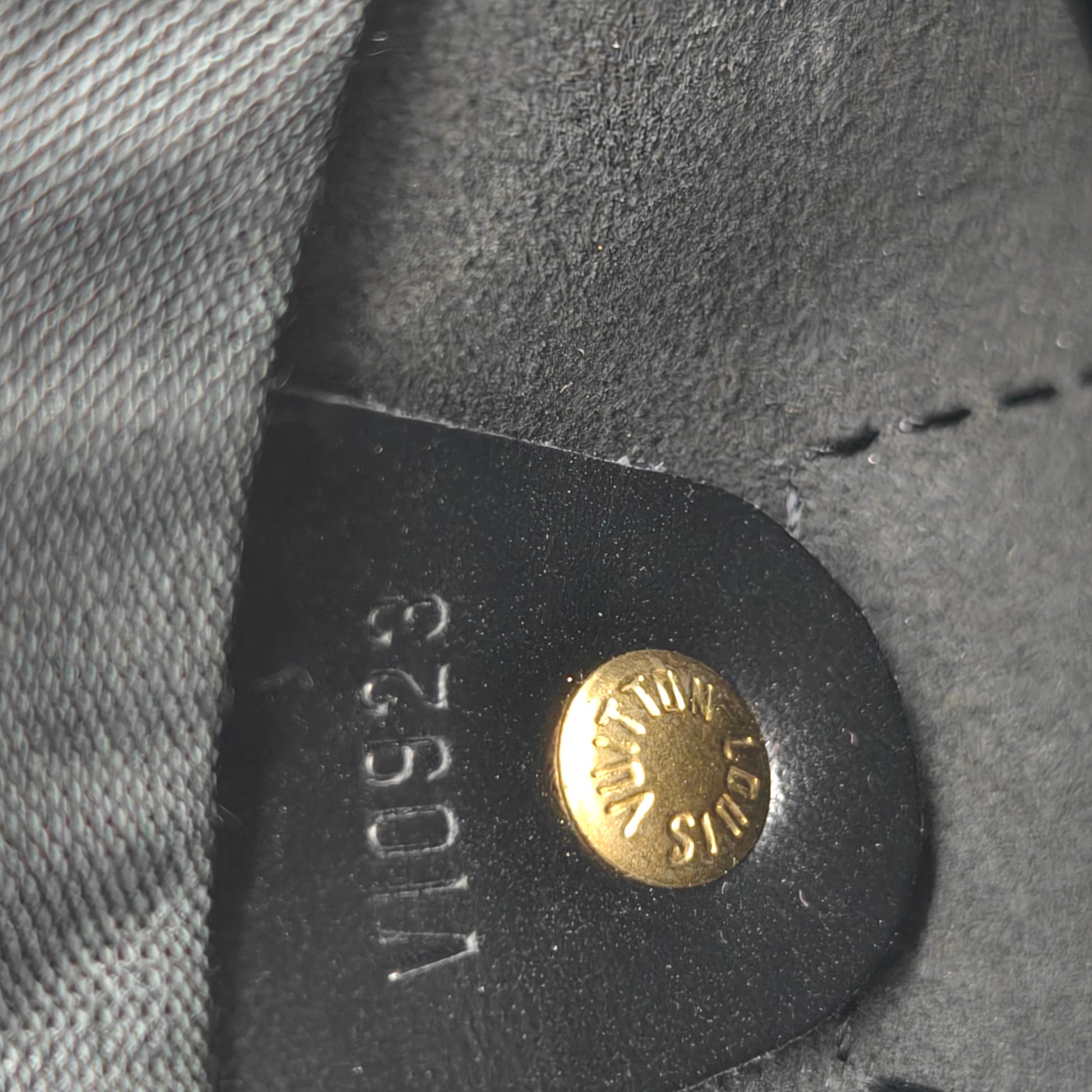 Black Epi Leather Speedy 30Bag