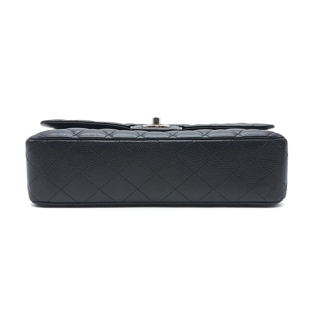 Classic Flap Bag Medium size