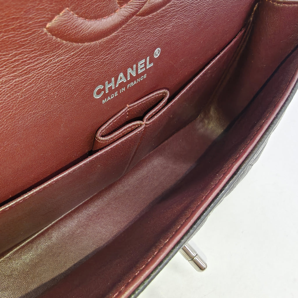 Classic Flap Bag Medium size