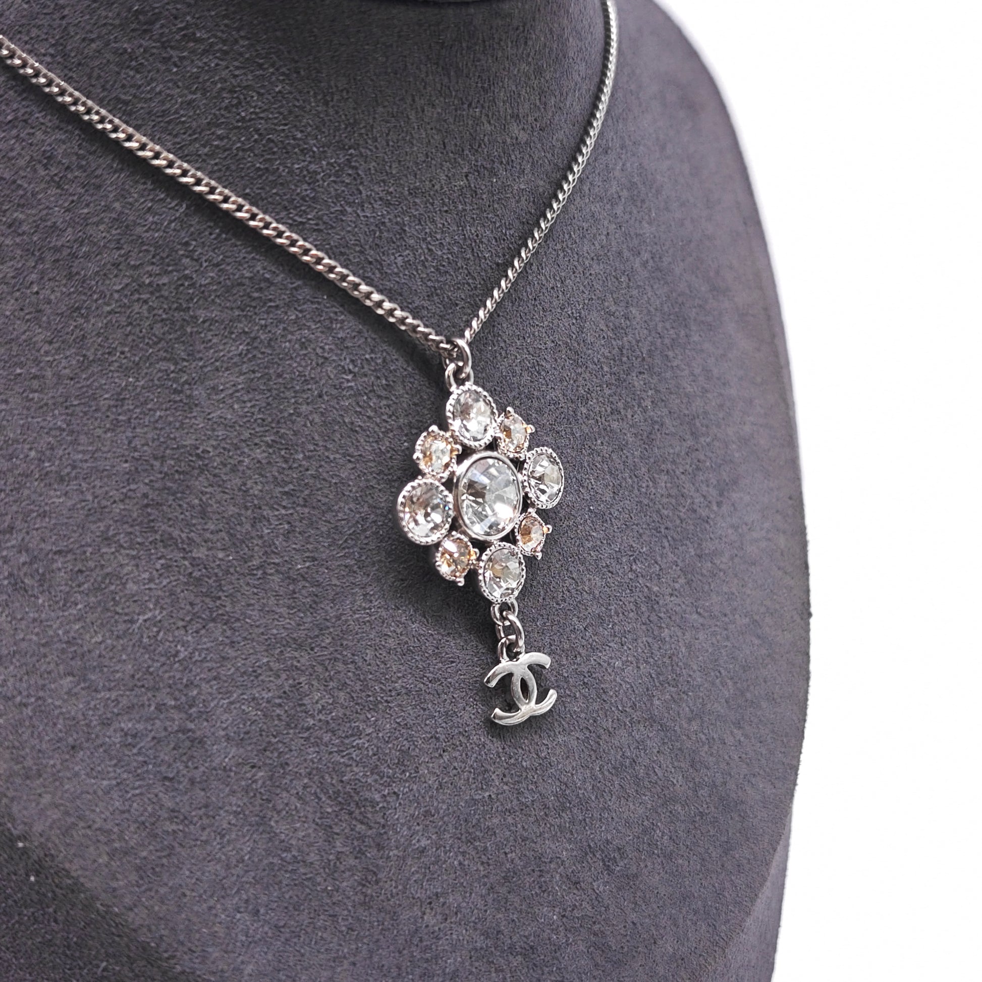 Coco Mark Rhinestone Necklace in Silver