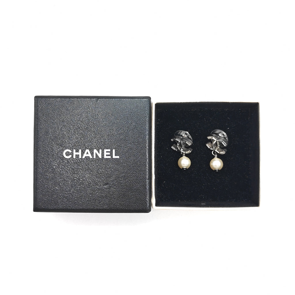CC Crystal Faux Pearl Gold Tone Drop Earrings W20315