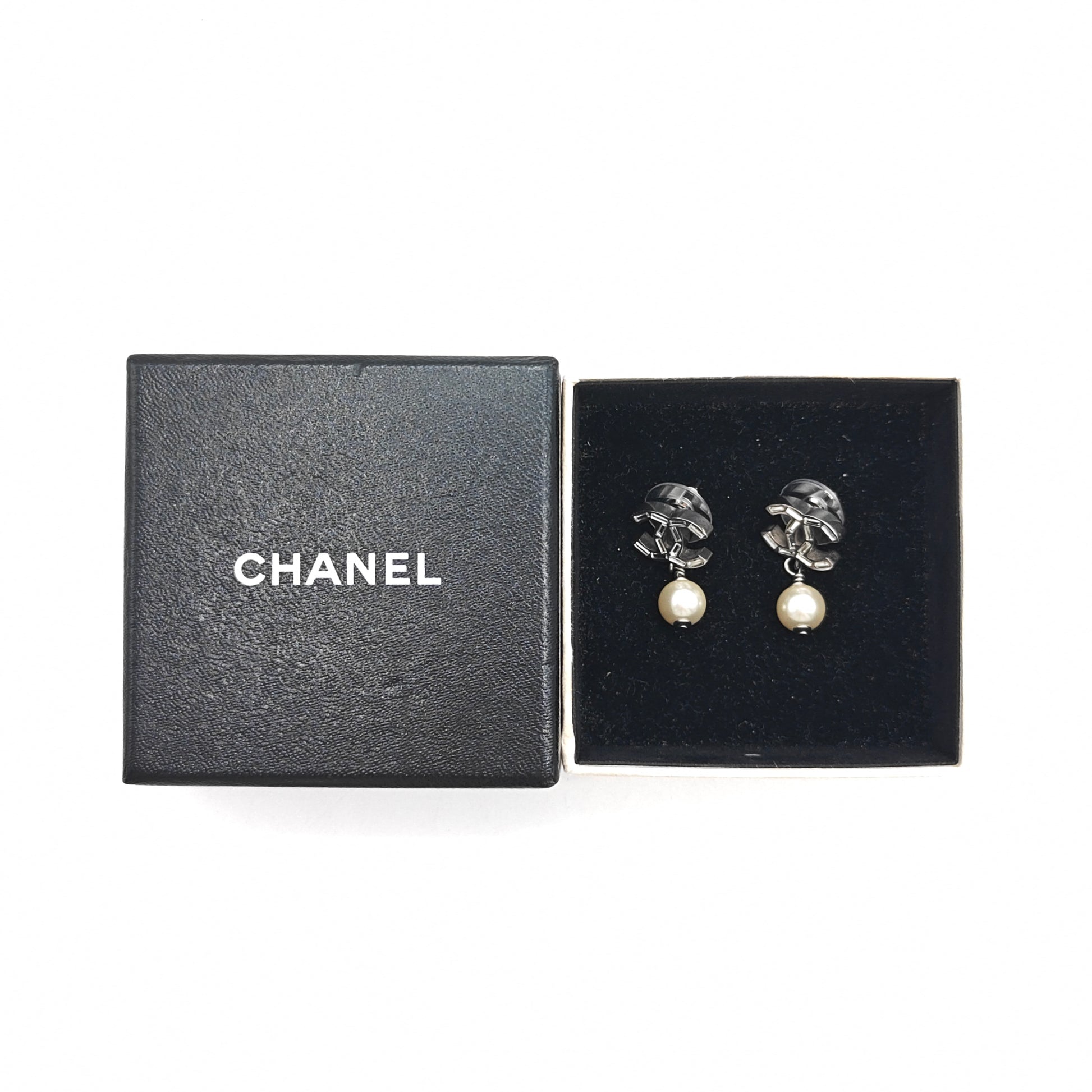 CC Crystal Faux Pearl Gold Tone Drop Earrings W20315
