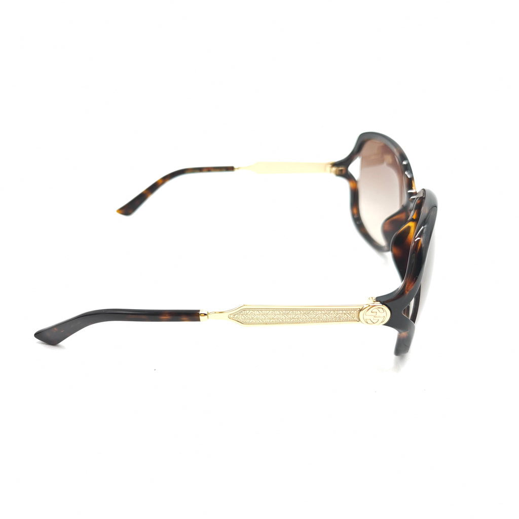 Sunglass twins
