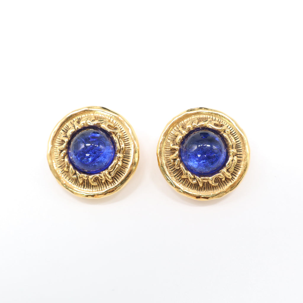 Chanel Vintage CC Gripoix Sunburst Round Clip-On Earrings W21913