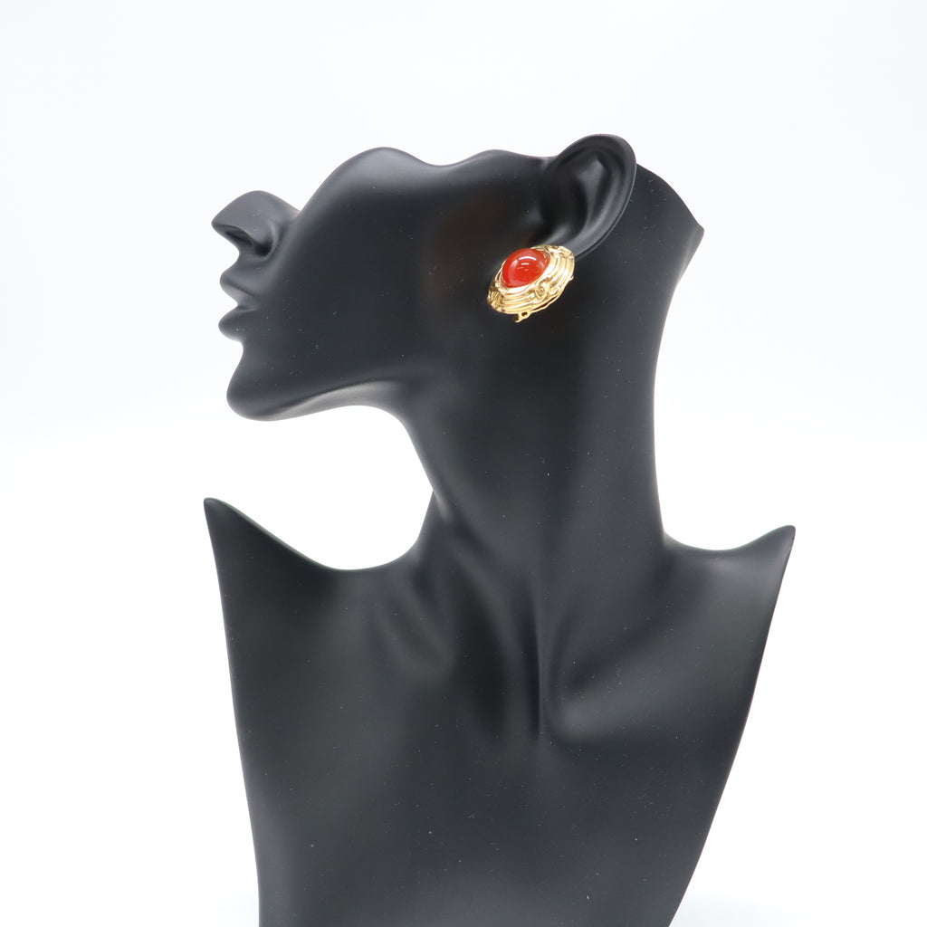 Chanel Vintage CC Gripoix Round Clip-On Earrings W21905