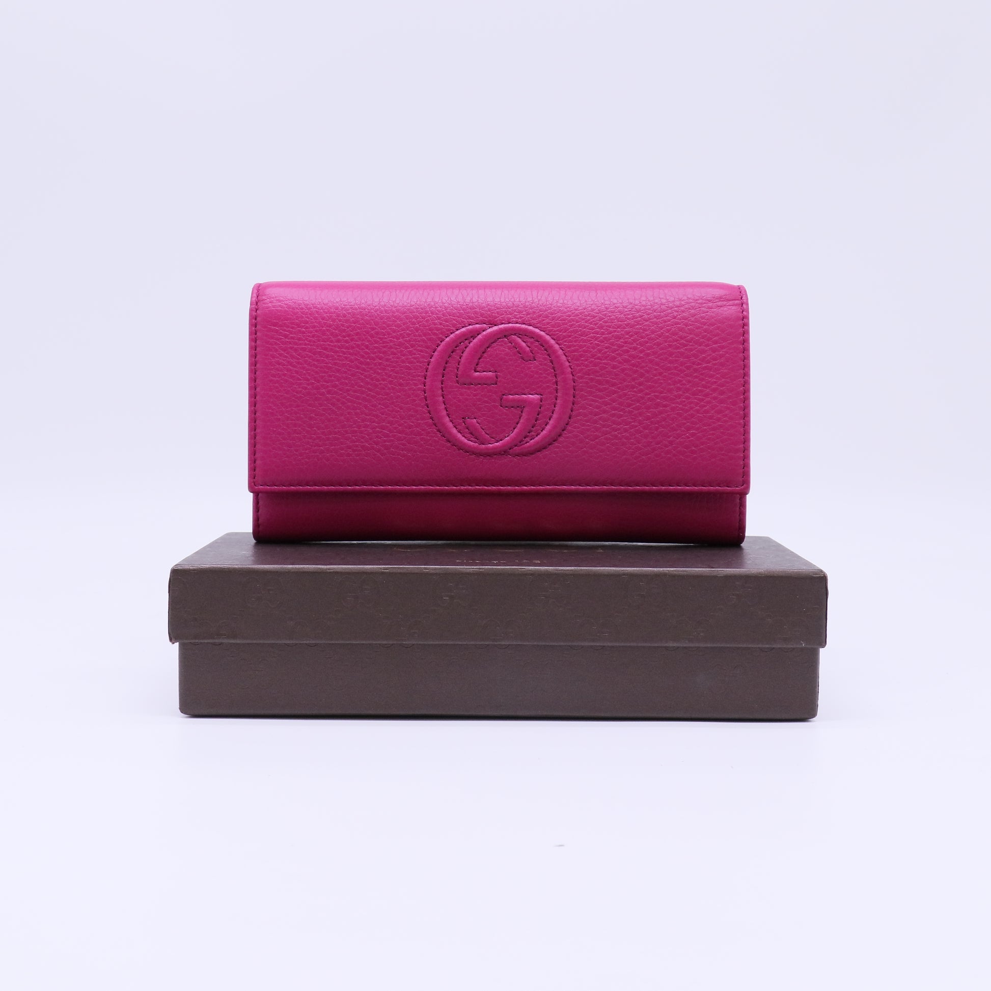 Pebbled Calfskin Large Soho Continental Wallet W21811