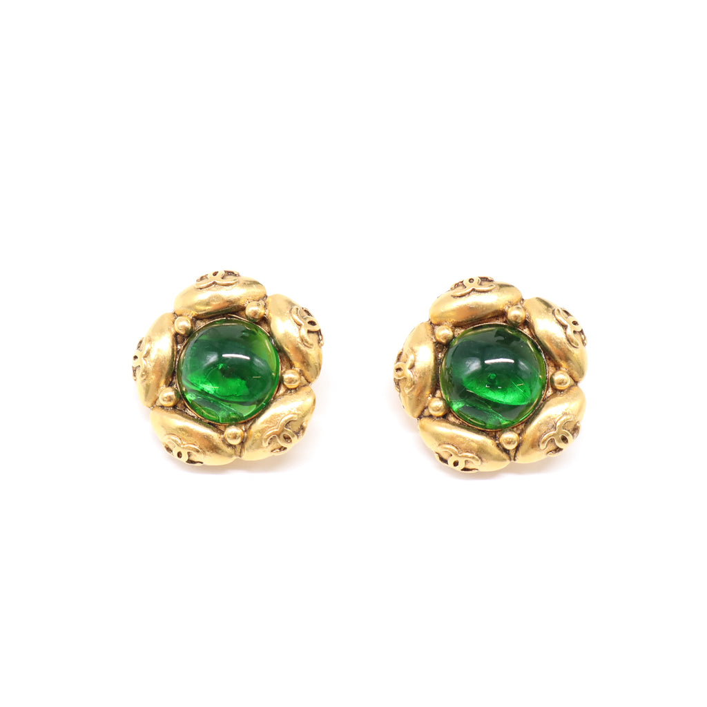Chanel Vintage CC Gripoix Flower Round Clip-On Earrings W21908