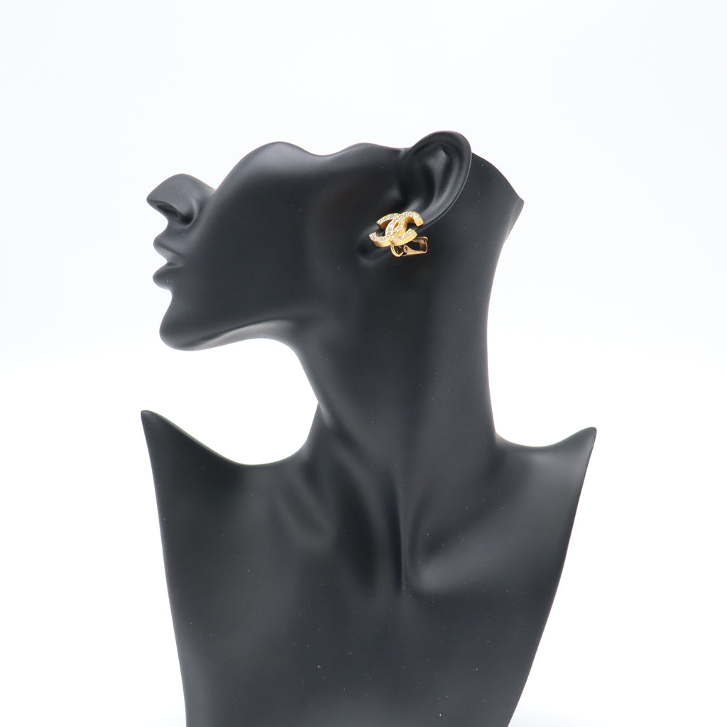Chanel Strass Rhinestone Interlocking CC Clip-On Earrings W21915