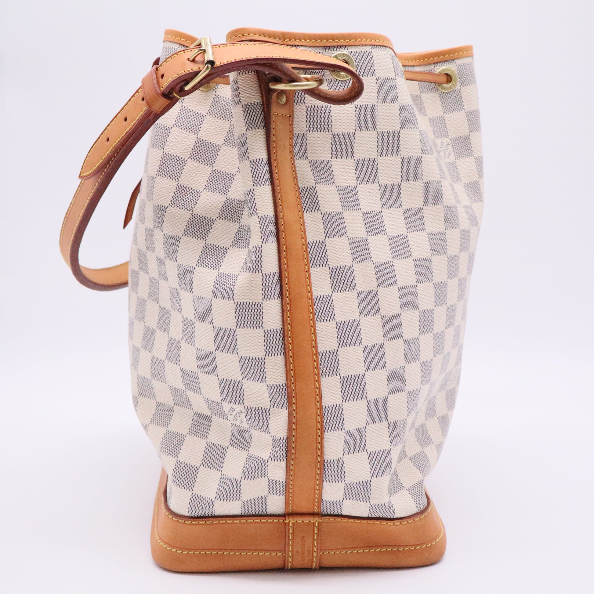 Damier White Azur Noe Shoulder Bag