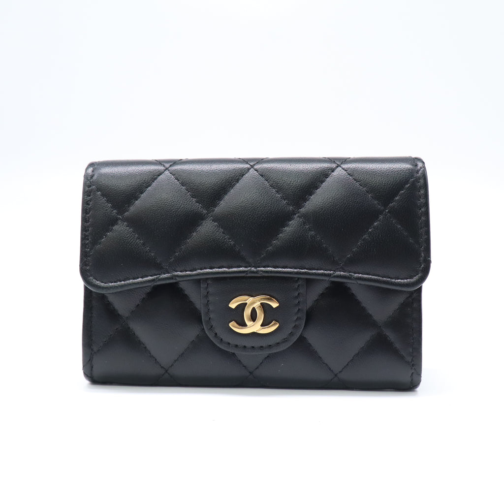Chanel Classic Flap Card Case W21847
