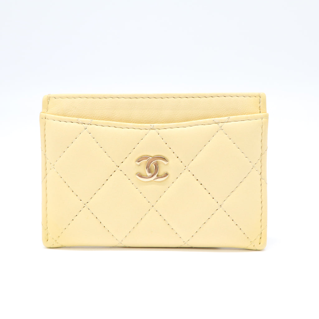 Chanel Classic Card Holder Quilted Caviar W21771