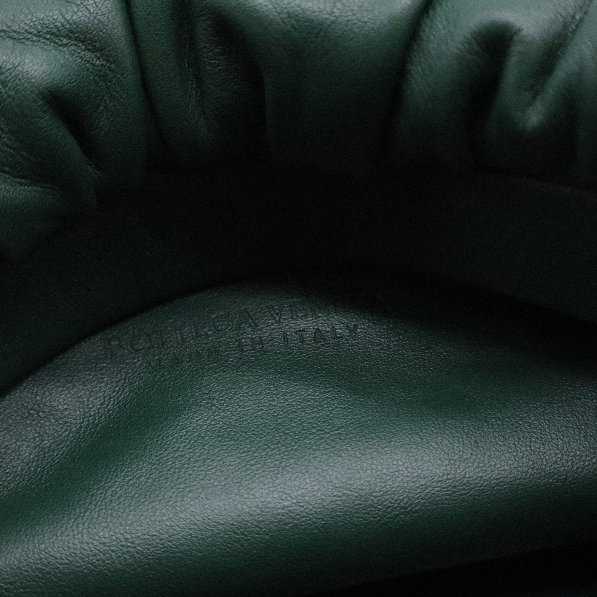 Calfskin The Pouch Chain Raintree