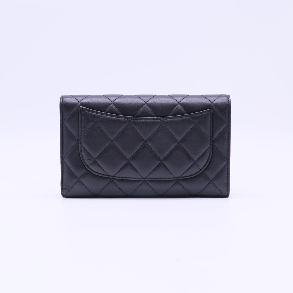 L-Flap Wallet Quilted Lambskin Long W21888