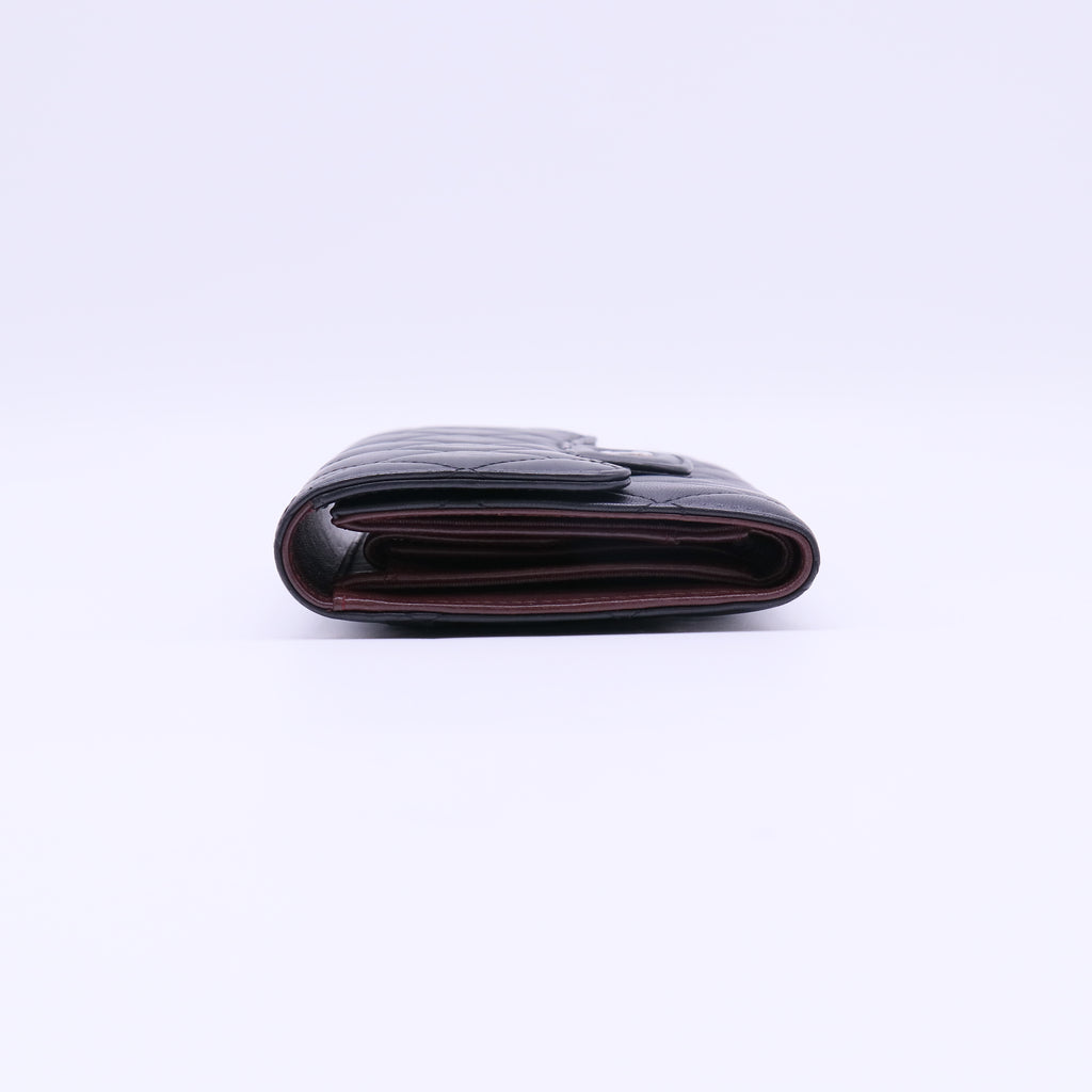 L-Flap Wallet Quilted Lambskin Long W21888