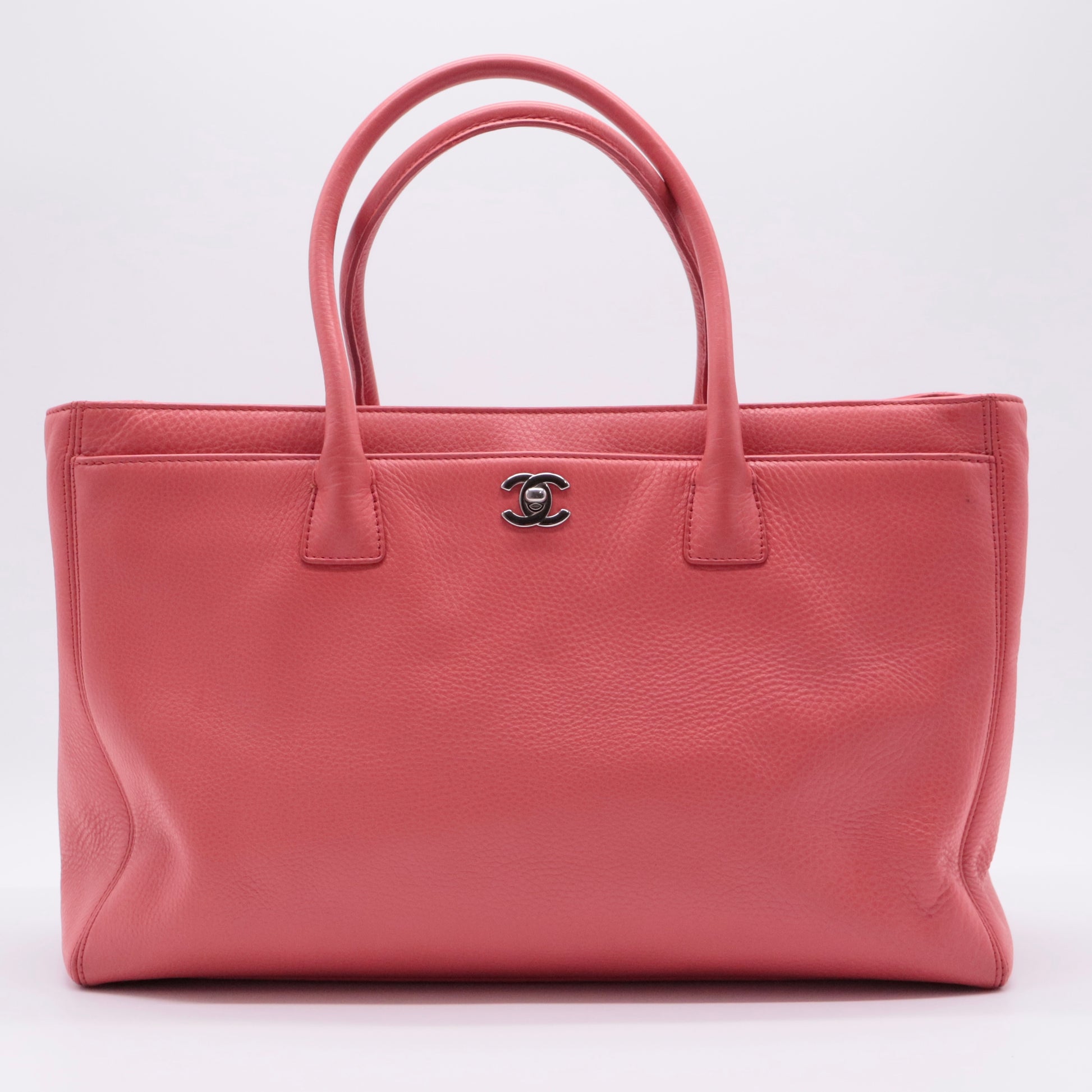 Pink Caviar Executive Cerf twins
