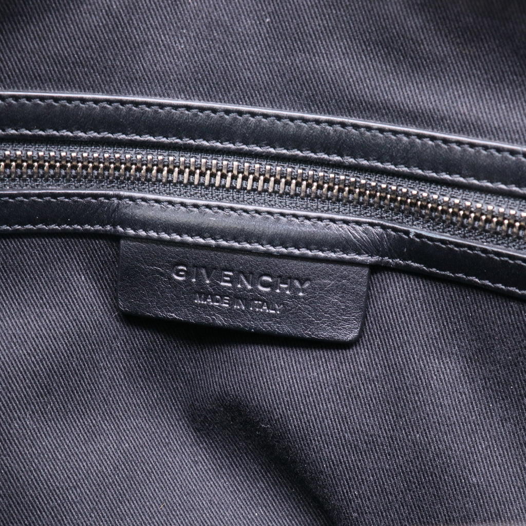 Antigona Bag Leather and Kenya Metal Small