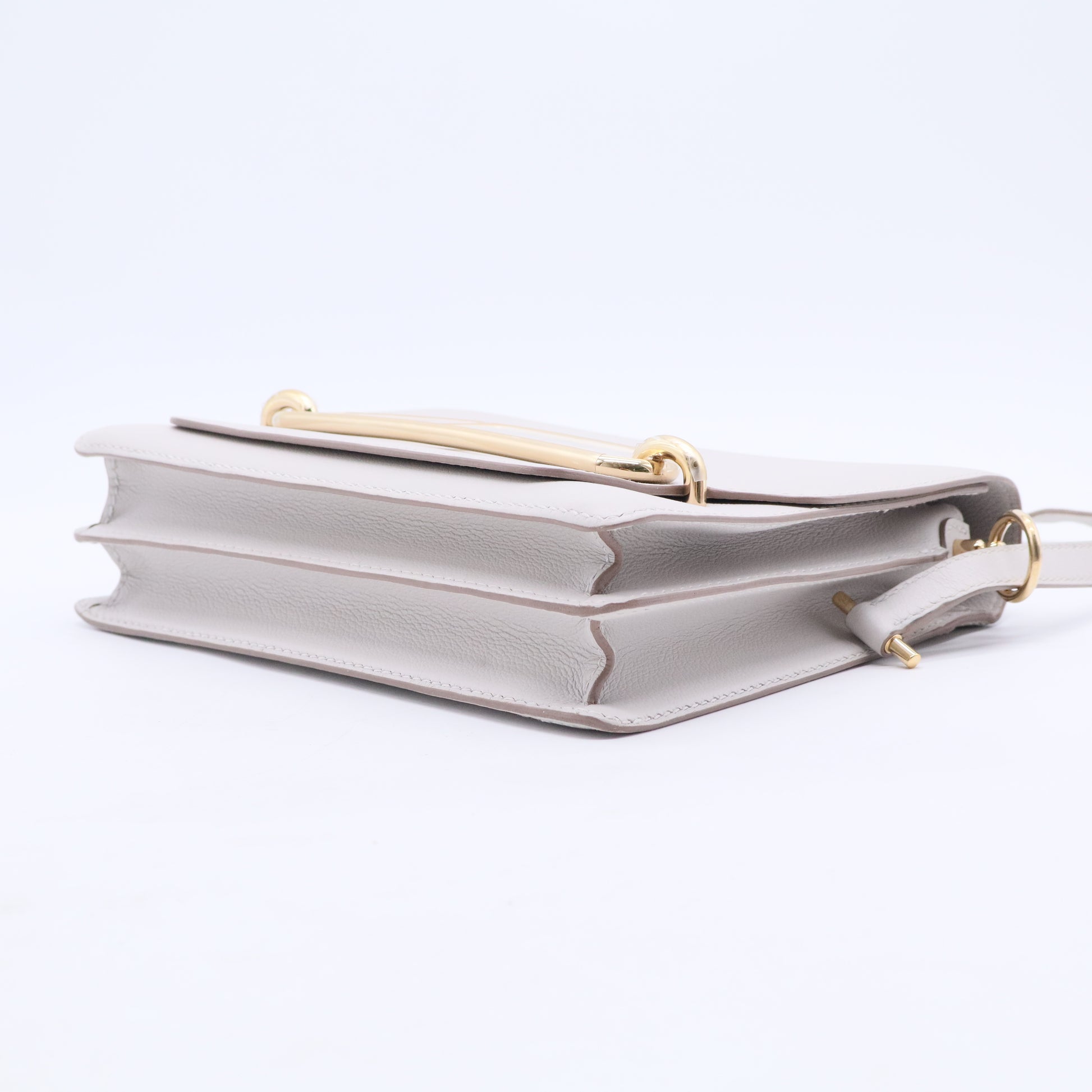 Roulis leather crossbody bag B20353