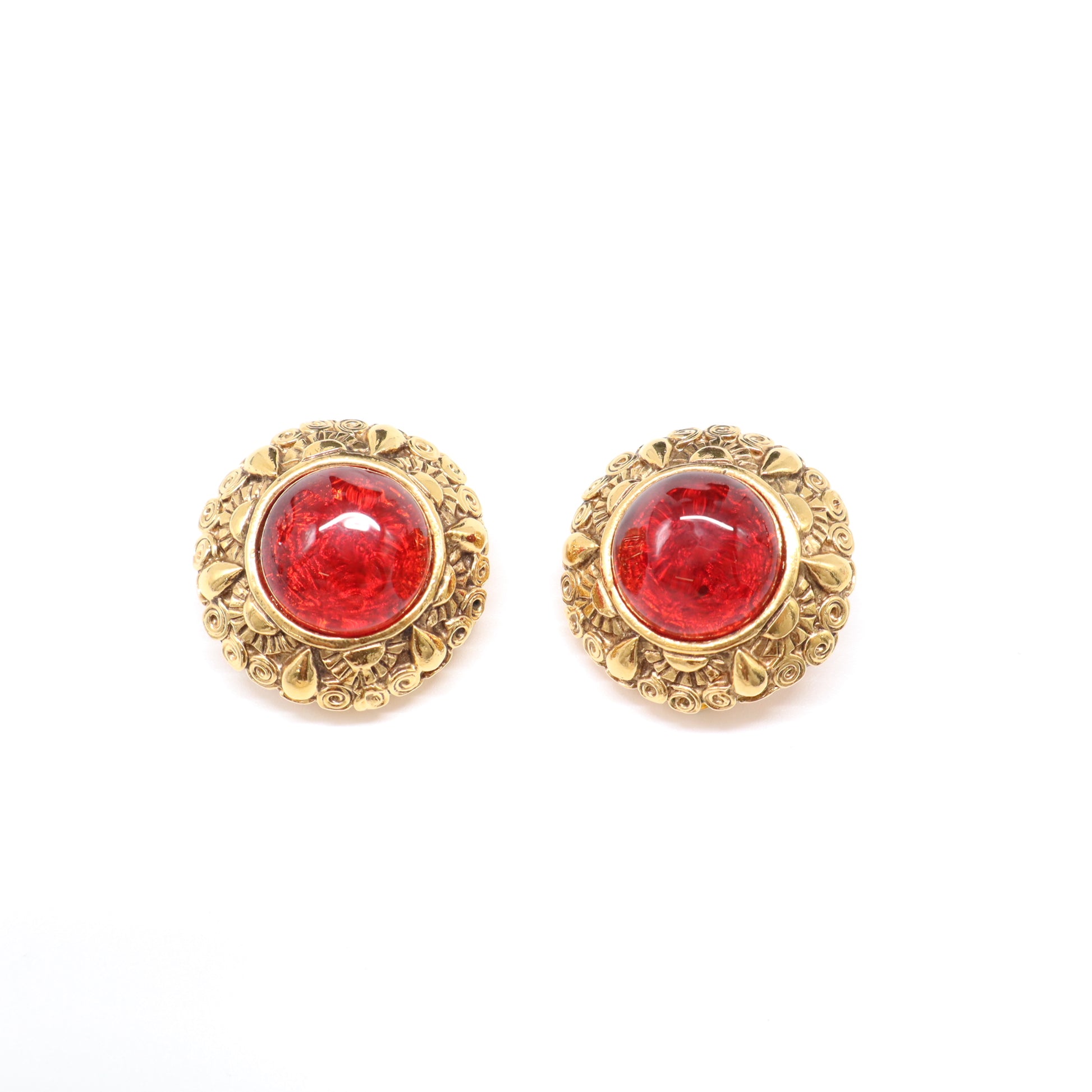 Chanel Vintage CC Gripoix Heart Clip-On Earrings W21906