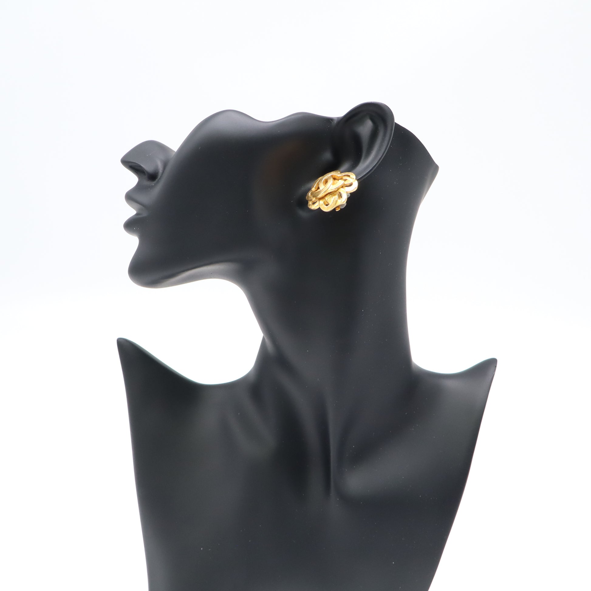 Chanel Vintage 1994 Coco Mark Twisted Knot Clip-On Earrings W21909