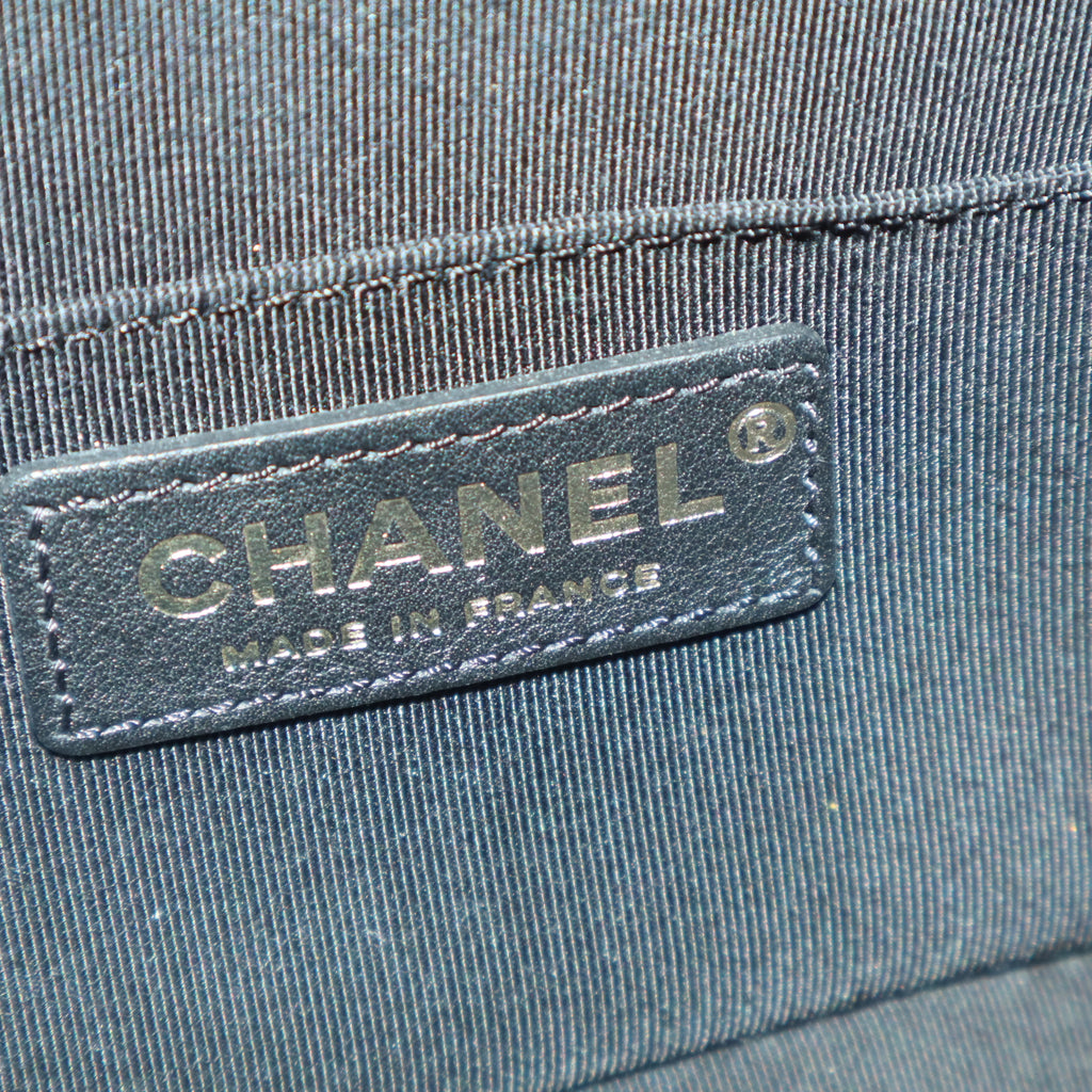 Chanel Cruising Top Handle Vanity Case with Chain B22450