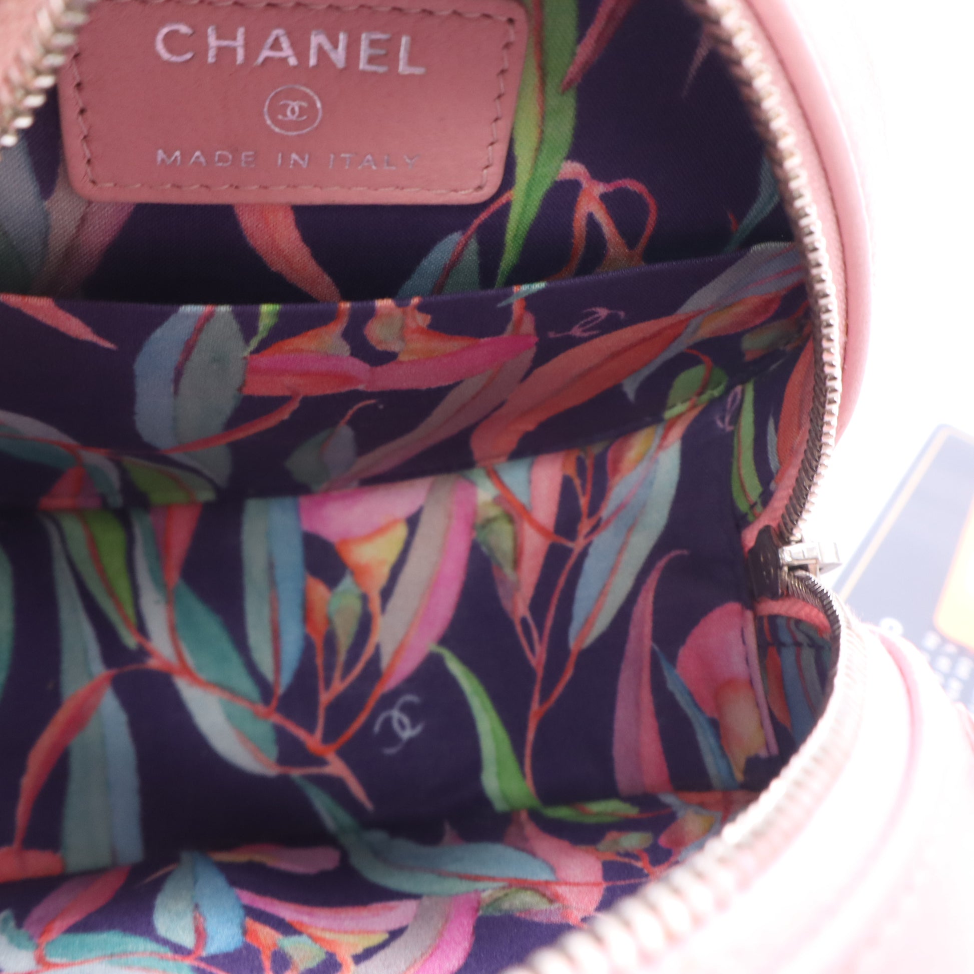 Chanel Caviar Quilted Round Ultra Stitch Vanity With Chain Pink twins LDZ1093