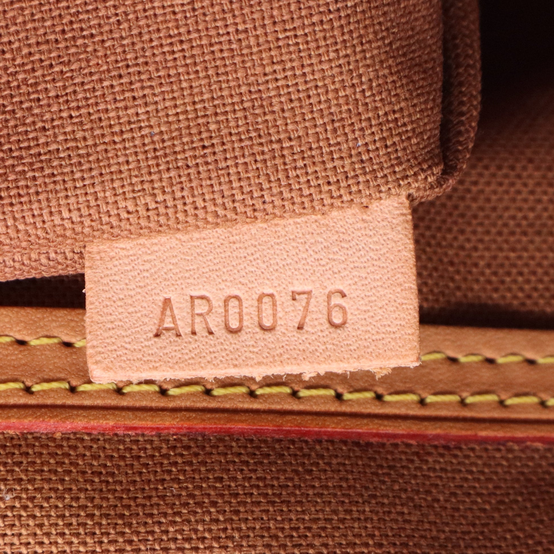 Cabas Mezzo Monogram Canvas