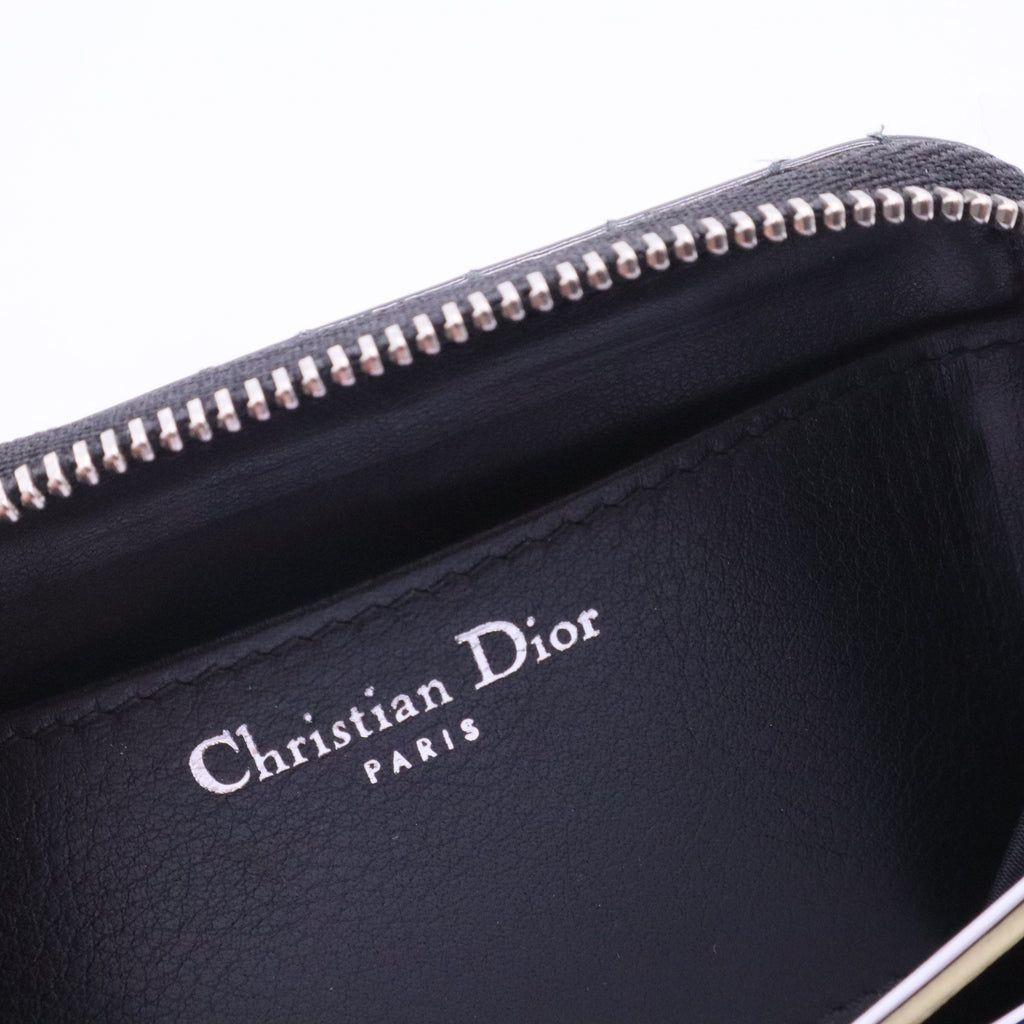 Cannage Pattern Patent Leather Wallet