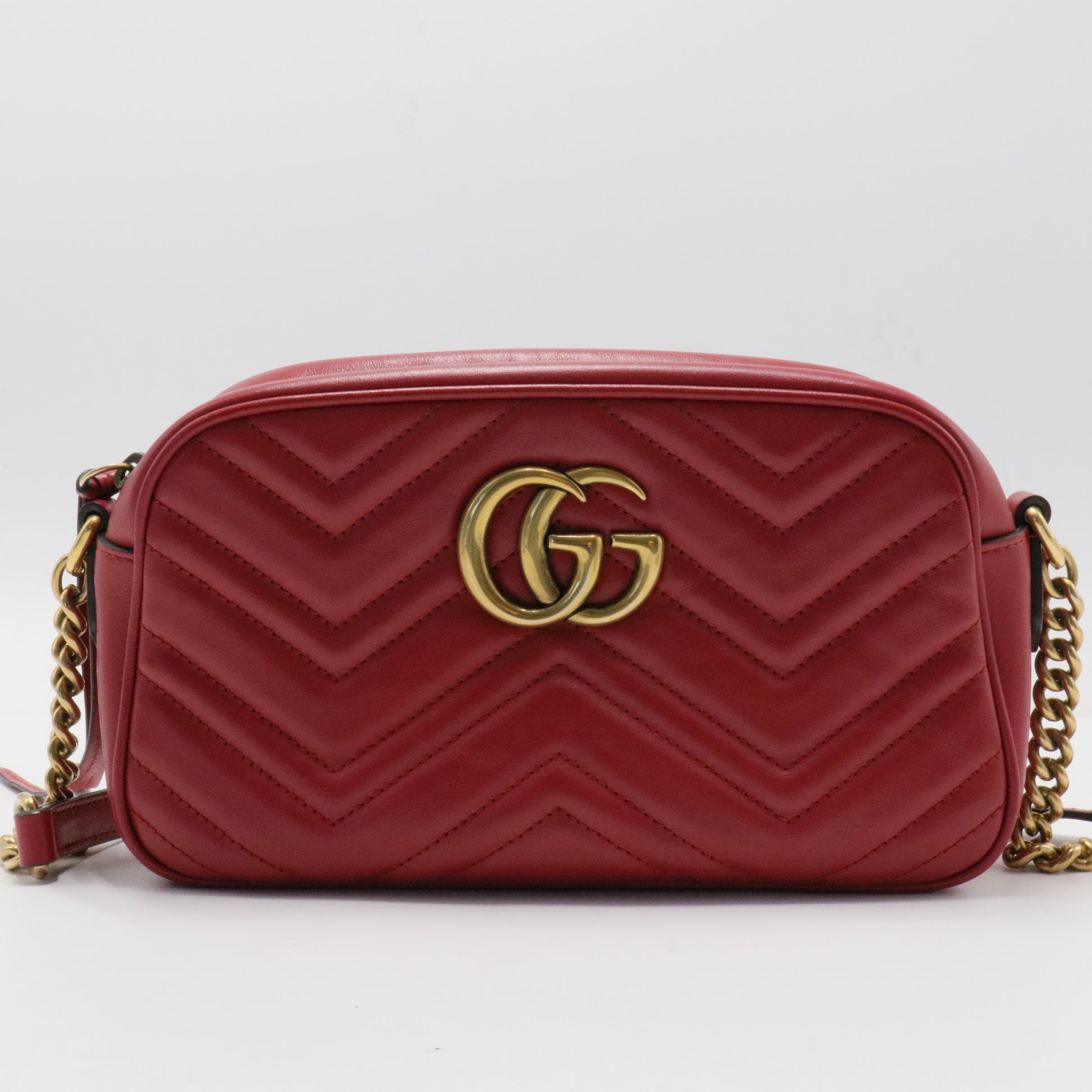GG Marmont Shoulder Bag Matelasse Leather Small