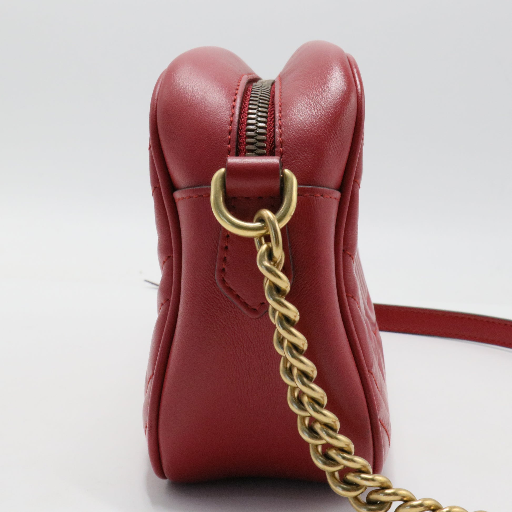 GG Marmont Shoulder Bag Matelasse Leather Small