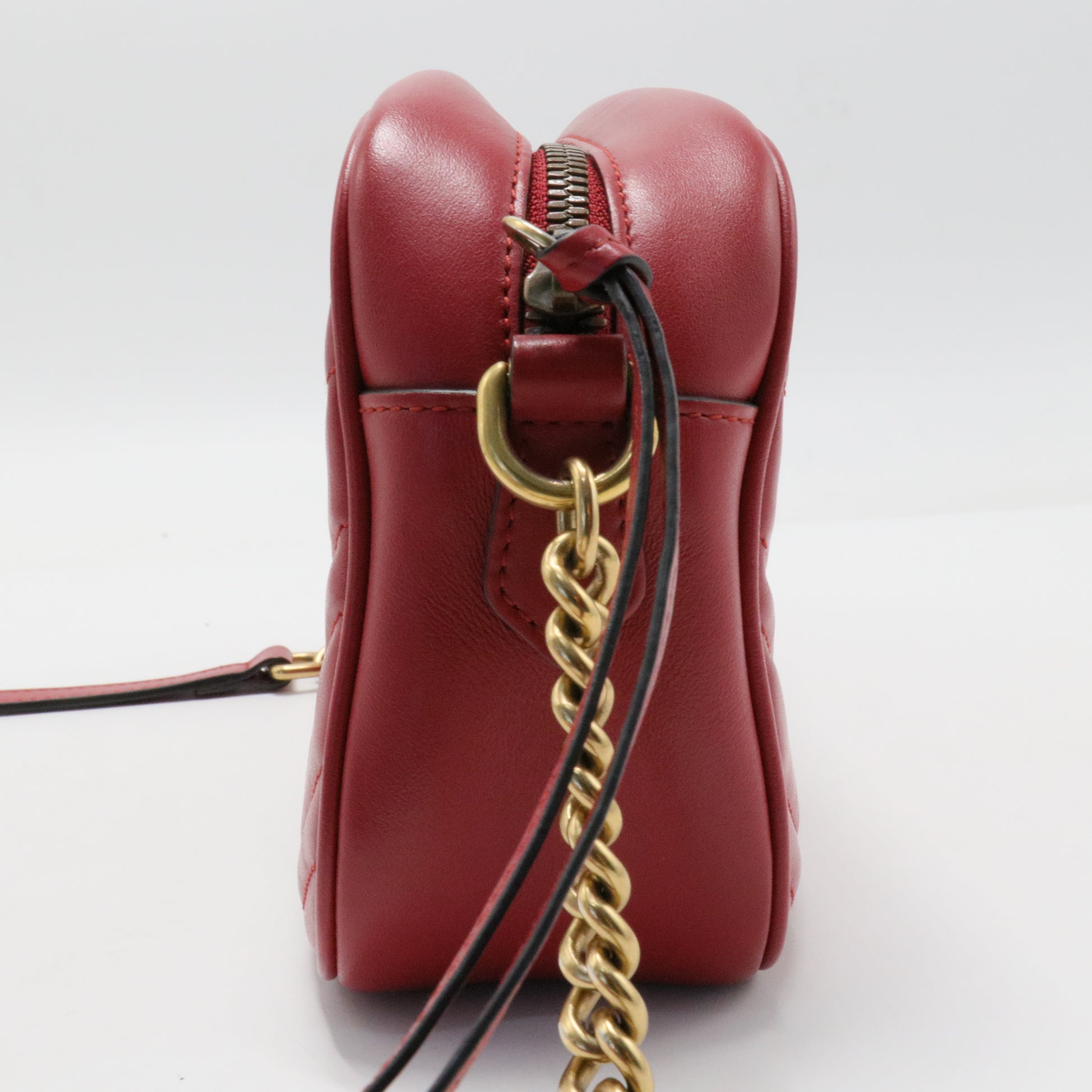 GG Marmont Shoulder Bag Matelasse Leather Small