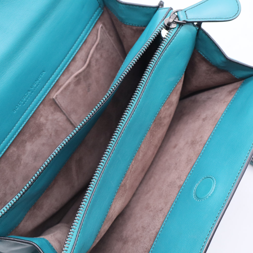 Intrecciato Leather Chain Shoulder Bag B20375