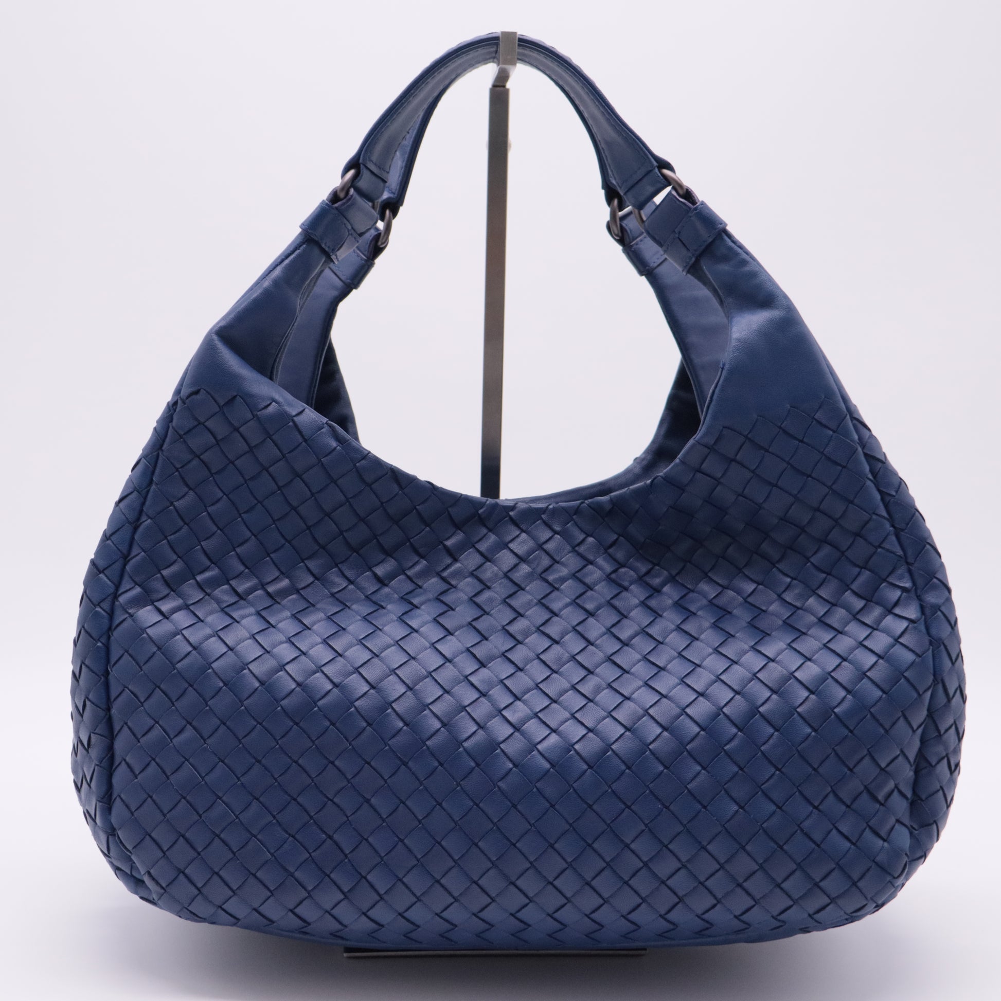 Sloane Hobo Intrecciato Nappa Medium