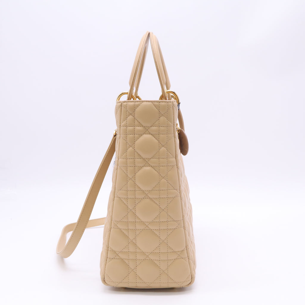 Medium Lady Dior Bag B24122