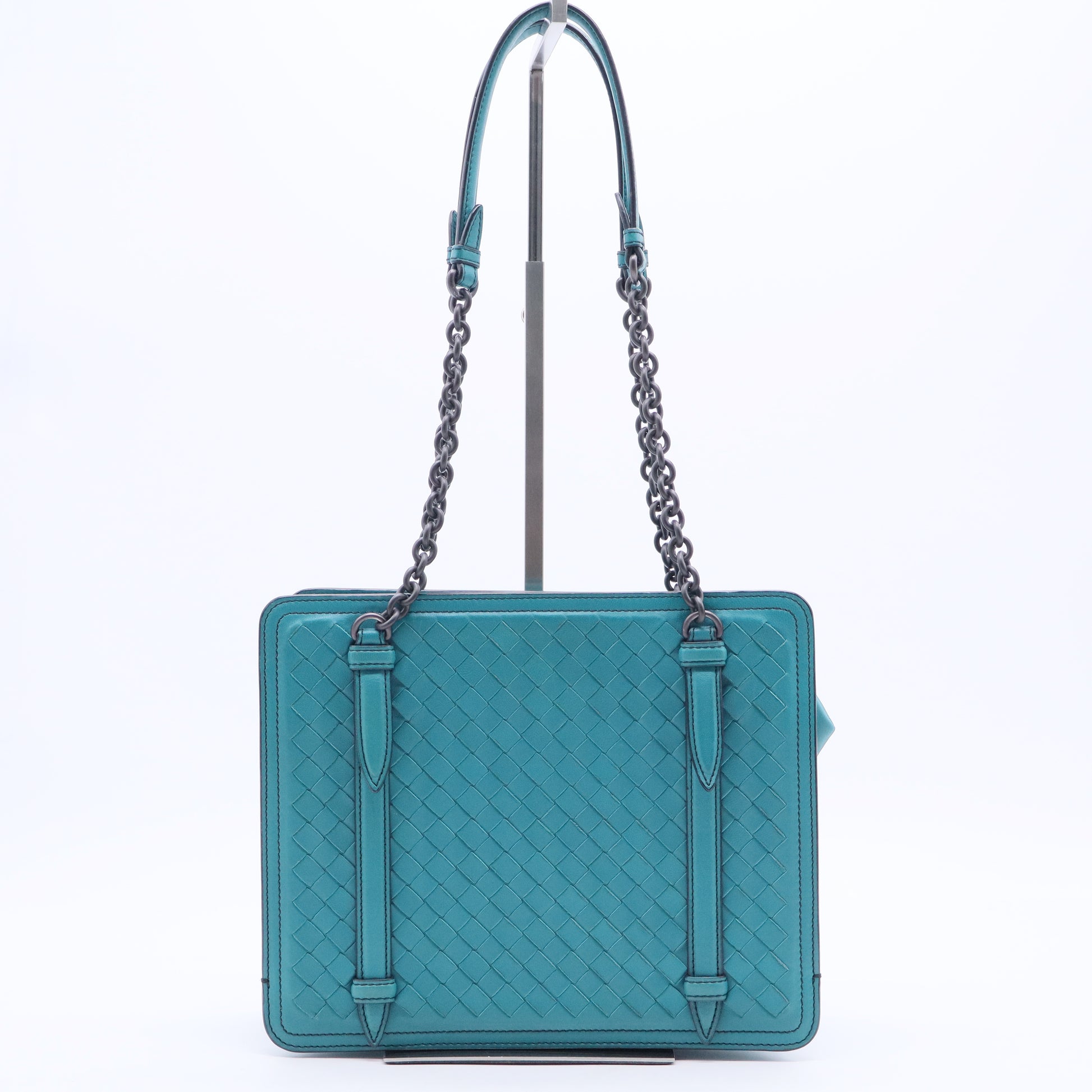 Intrecciato Leather Chain Shoulder Bag B20375