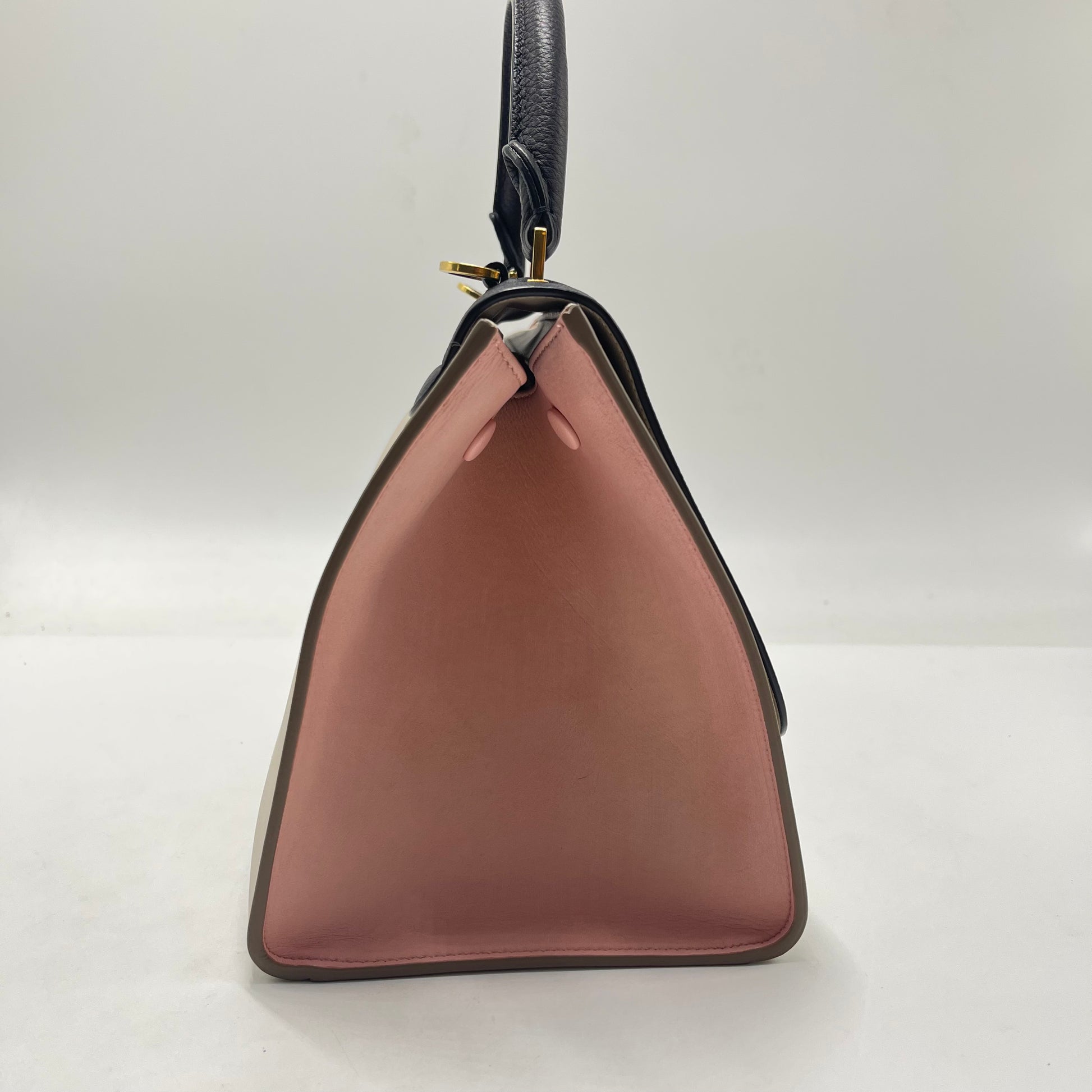 Trapeze handbag