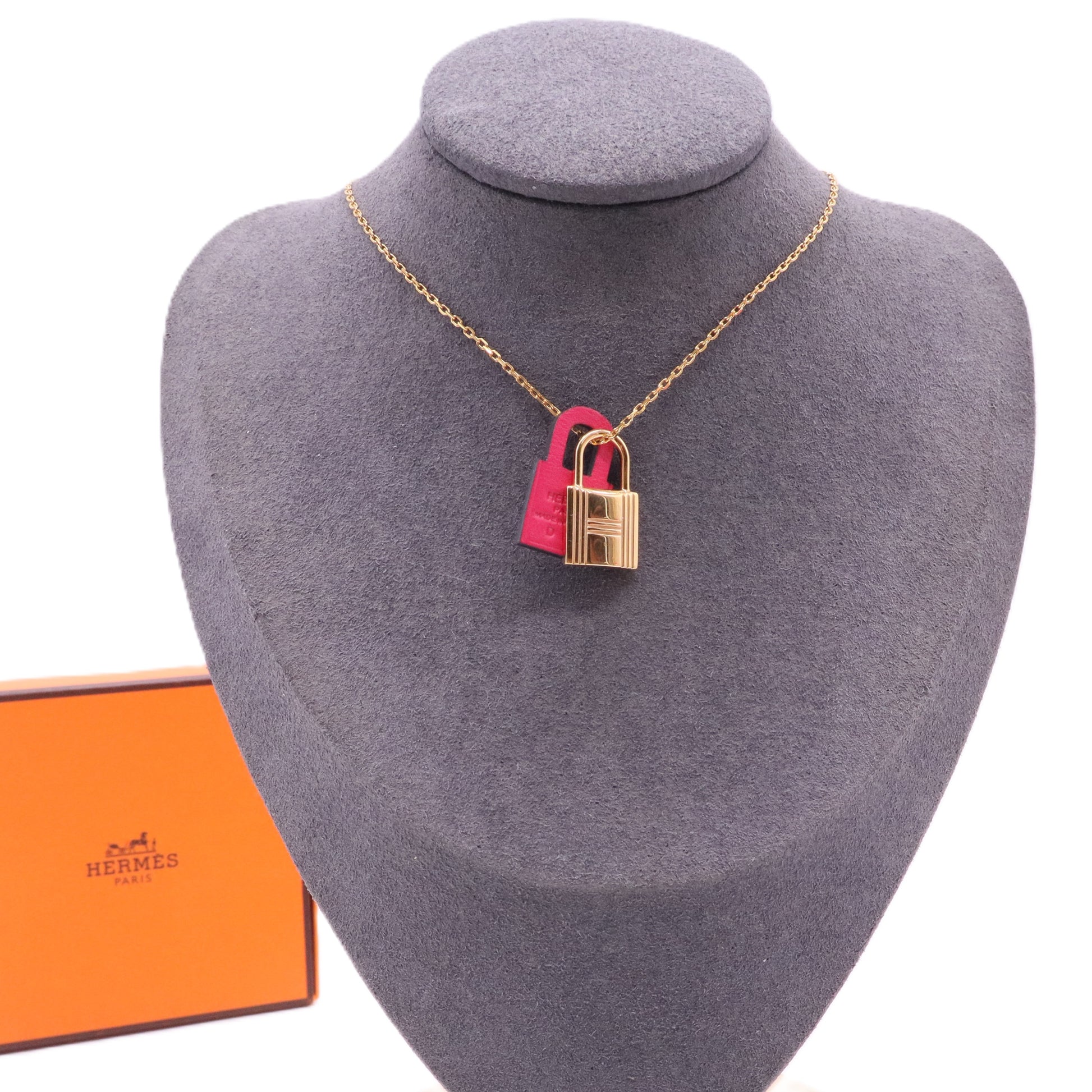 O'Kelly PM Necklace Padlock Pendant