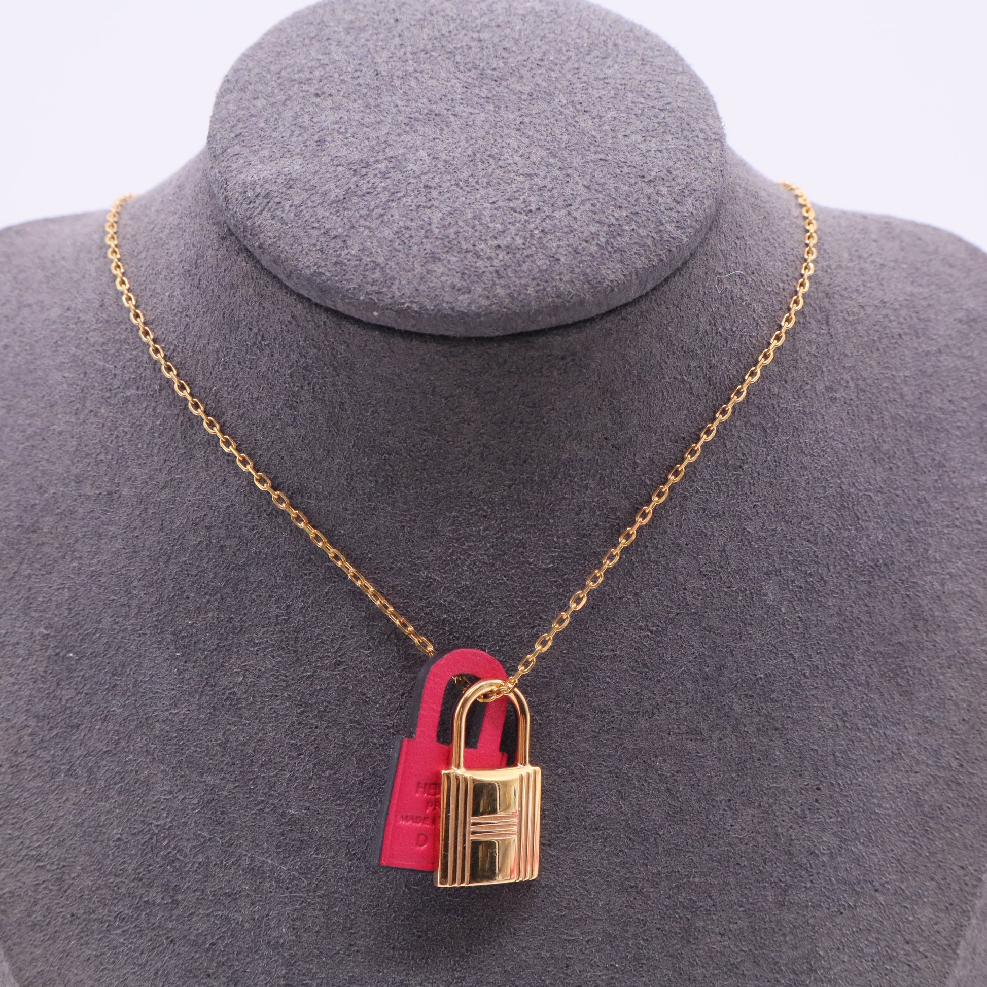 O'Kelly PM Necklace Padlock Pendant