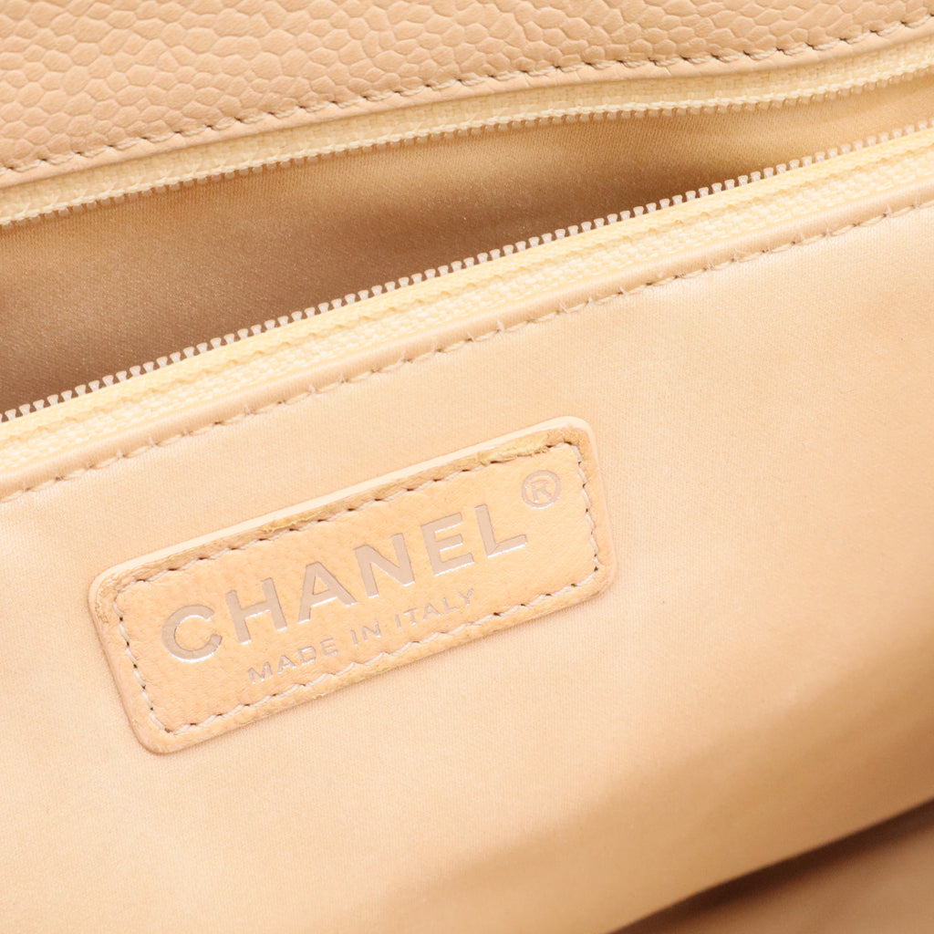 Grand Shopping Tote Quilted Caviar Light Beige