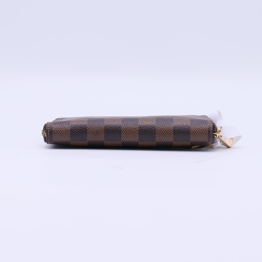 Louis Vuitton Zippy Wallet (Damier Ebene) twins W21631