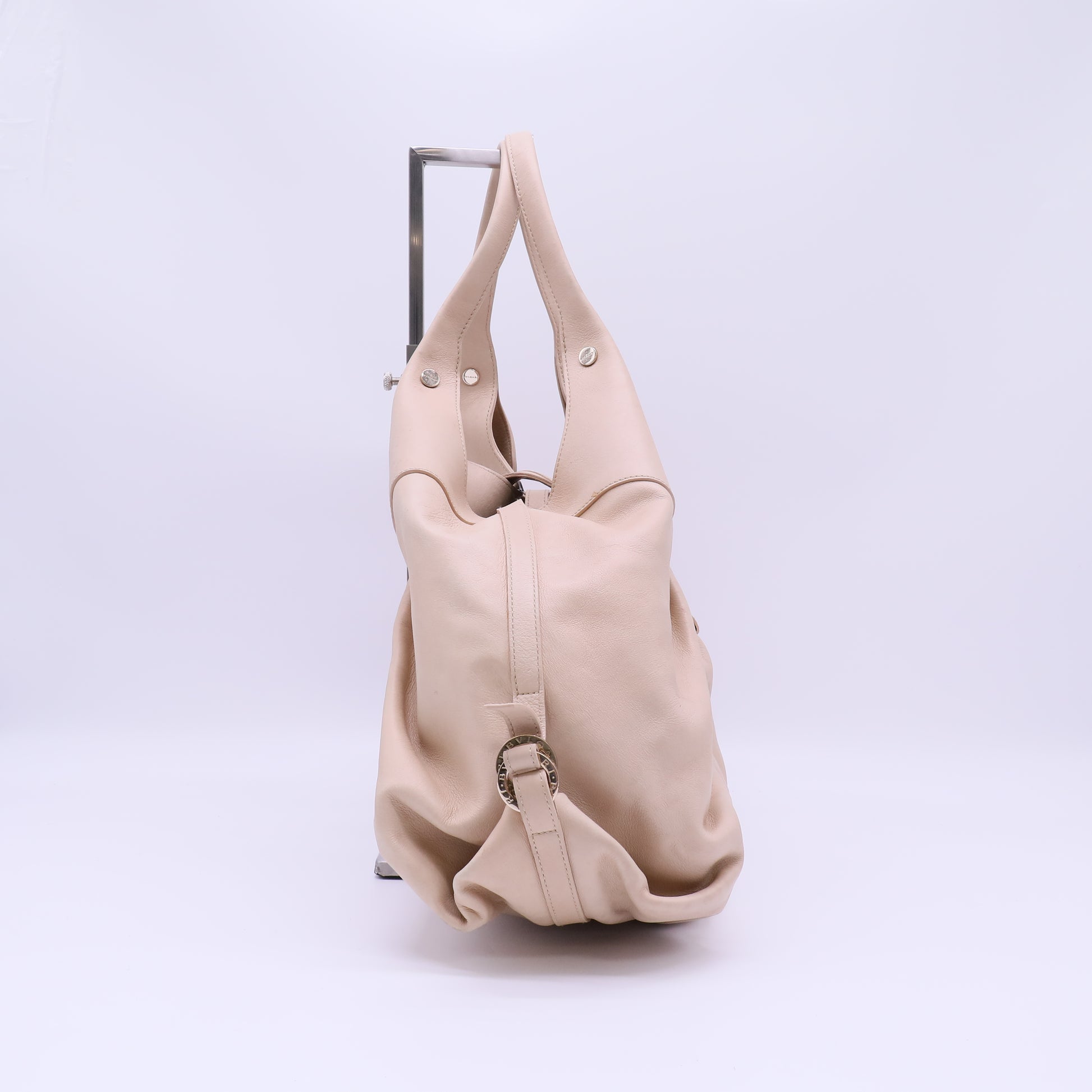 Bvlgari Bvlgari Off-White Leather Chandra Hobo twins B21043