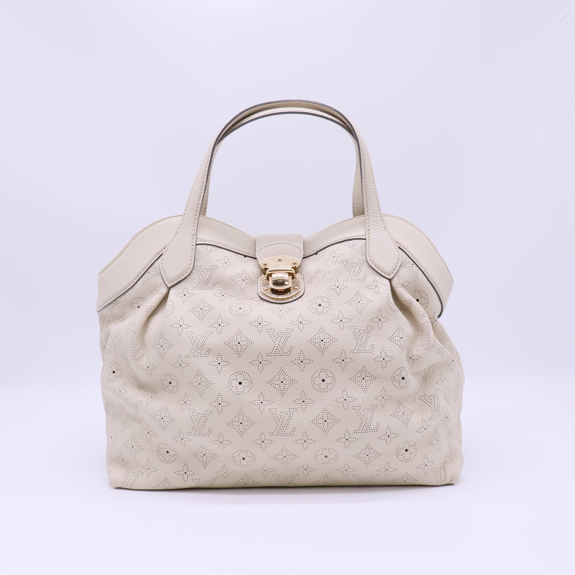 Louis Vuitton Monogram Mahina Cirrus B22557