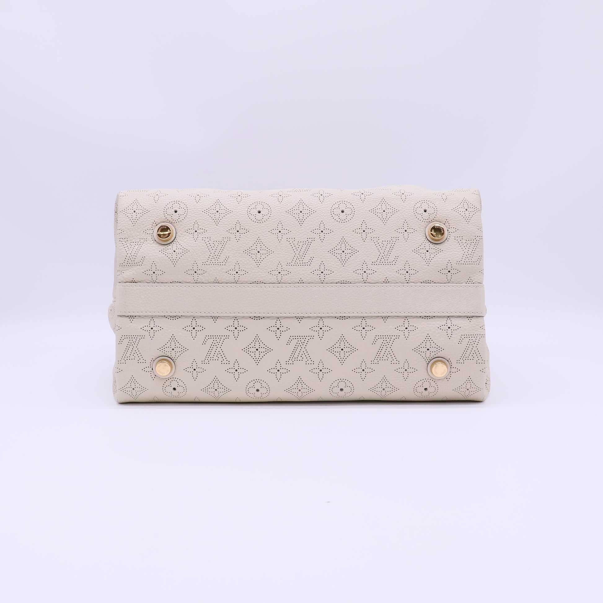 Louis Vuitton Monogram Mahina Cirrus B22557