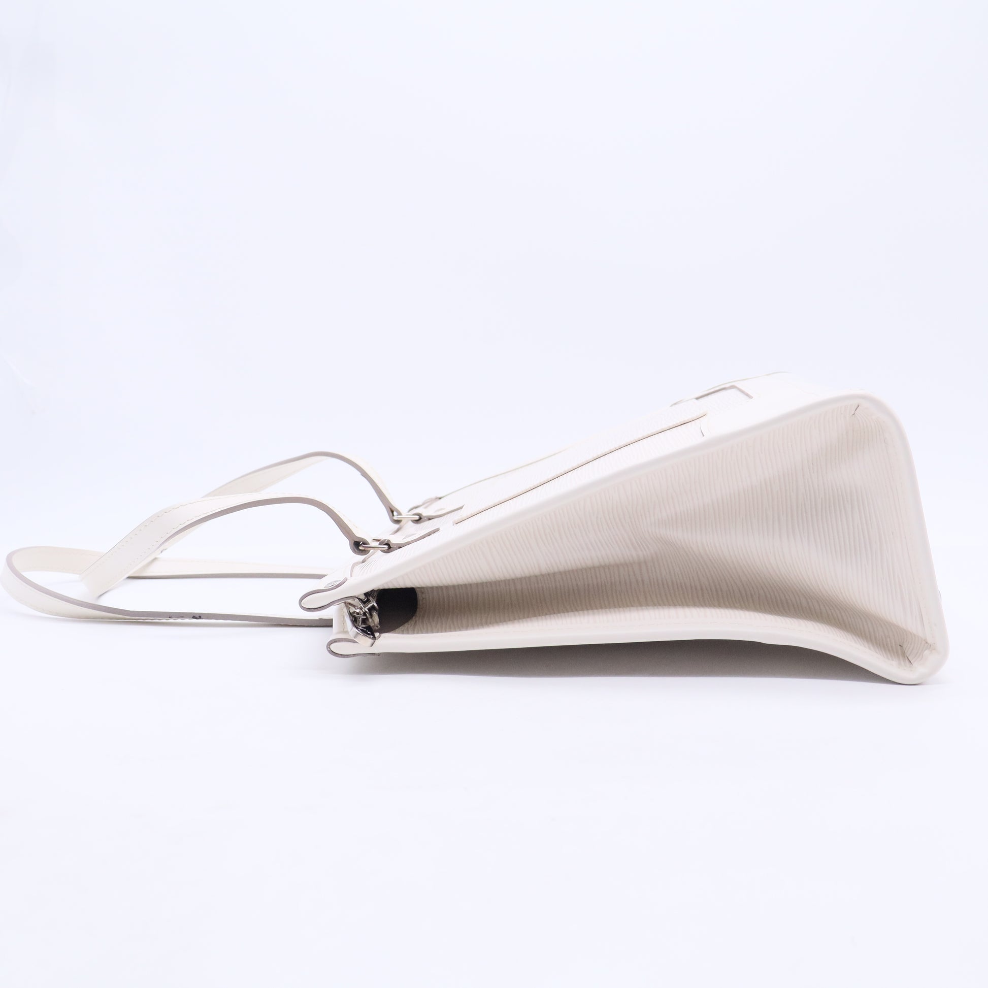 White Epi Leather Madeleine GM Bag  B203831
