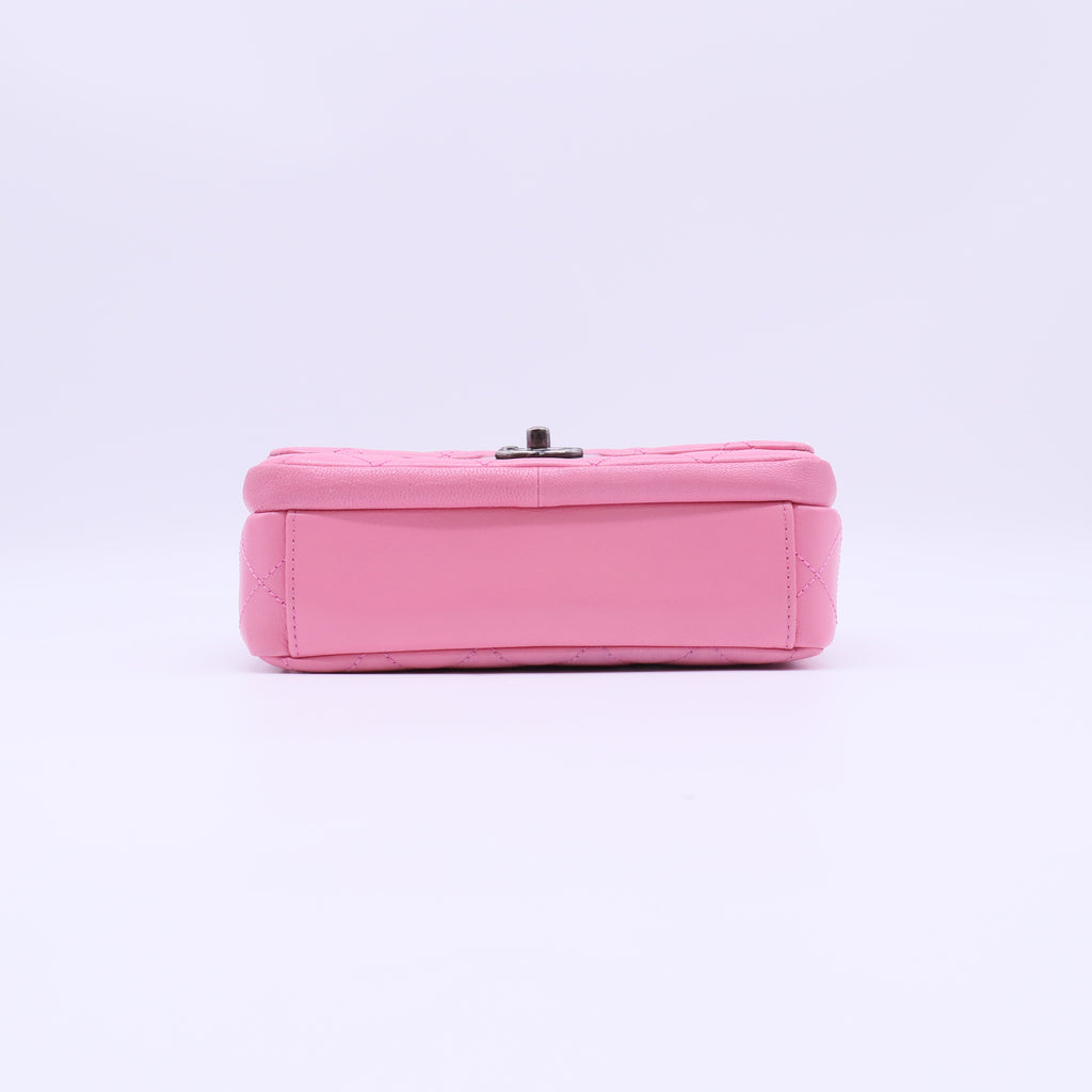 Chanel Business Affinity Flap Bag B22531