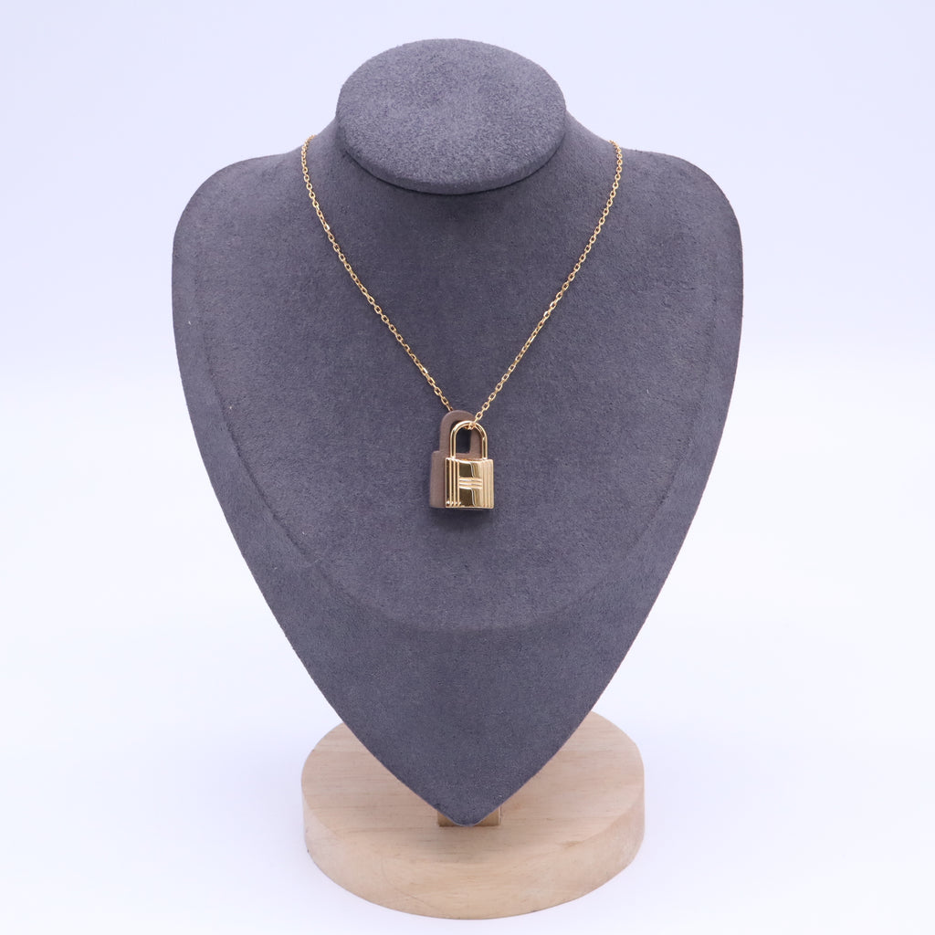 Hermes Swift O Kelly Pendant Twins W23070