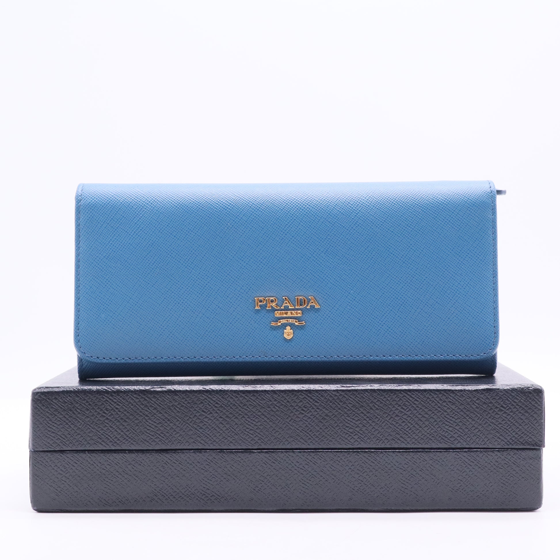 Blue Saffiano leather wallet