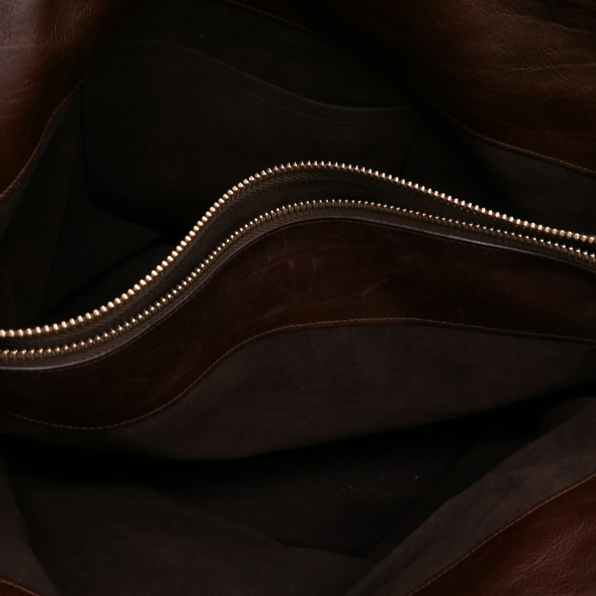 Louis Vuitton Limited Edition Chocolate Leather Paris Souple Whisper GM Bag twins B23946