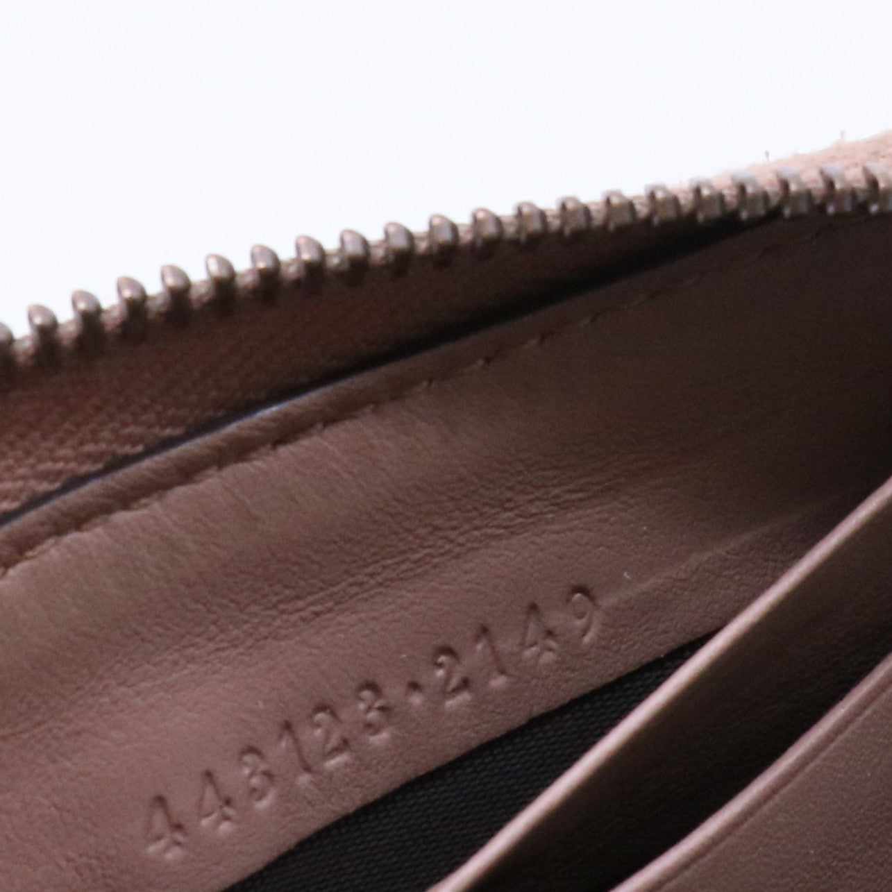 GG Marmont Wallet Zip Around Matelasse Dusty Pink