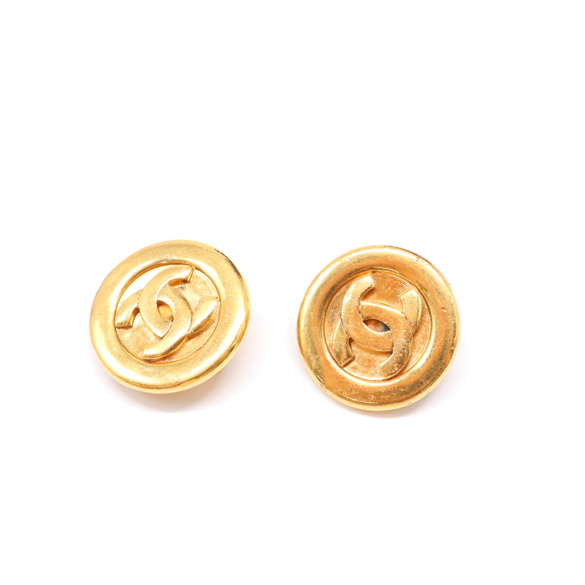 Chanel Vintage CC Double Rim Round Clip-On Earrings W21966