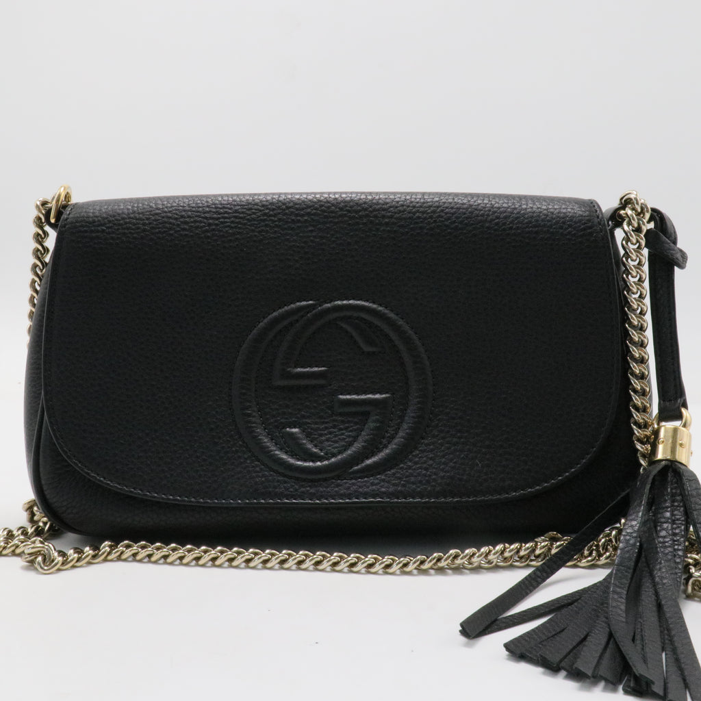 Pebbled Calfskin Medium Soho Flap Crossbody Black